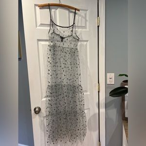 Forever 21 Snowflake Slip Size Medium